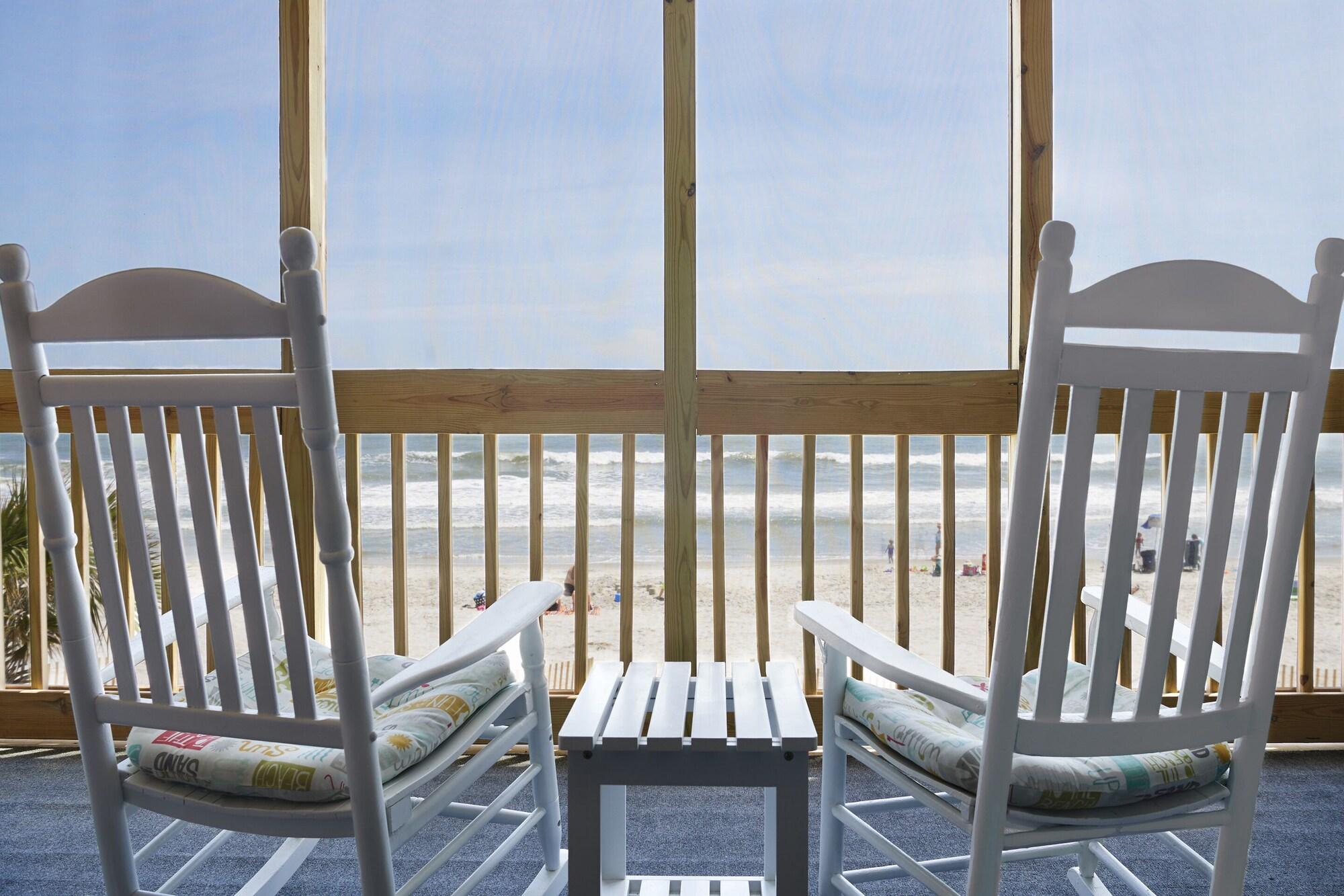 Oceanfront Litchfield Inn Полис Айлънд Екстериор снимка