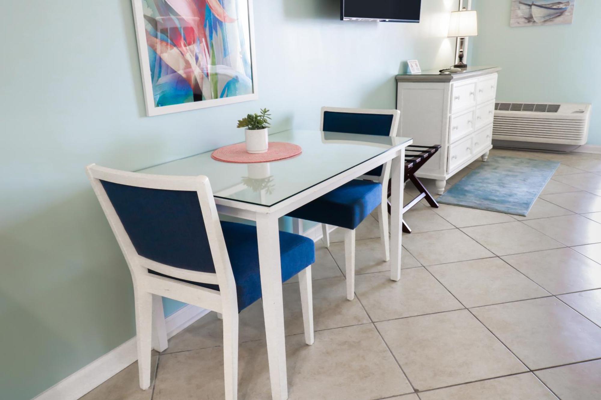 Oceanfront Litchfield Inn Полис Айлънд Екстериор снимка