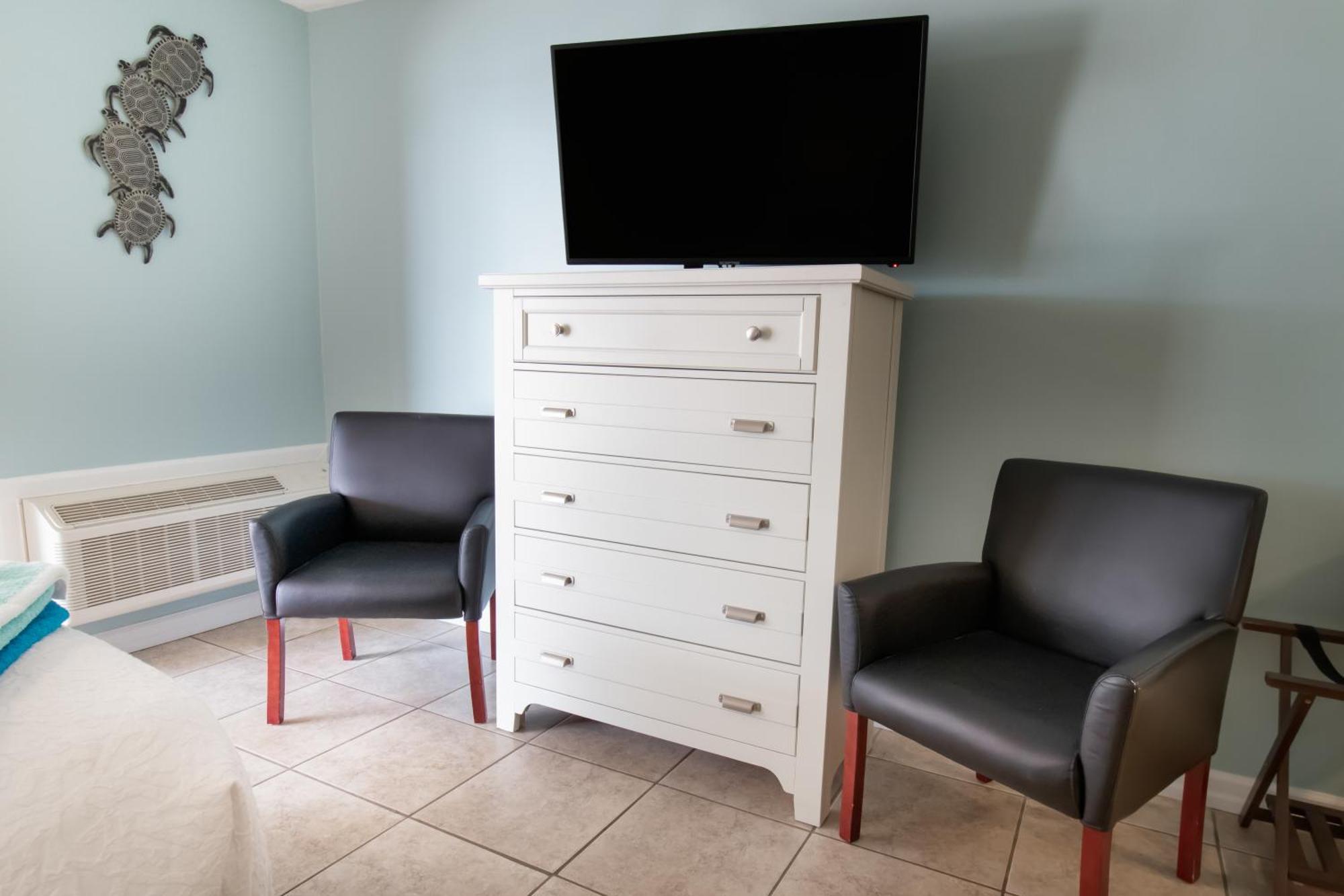Oceanfront Litchfield Inn Полис Айлънд Екстериор снимка